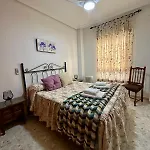 A.t. La Plaza Apartament *